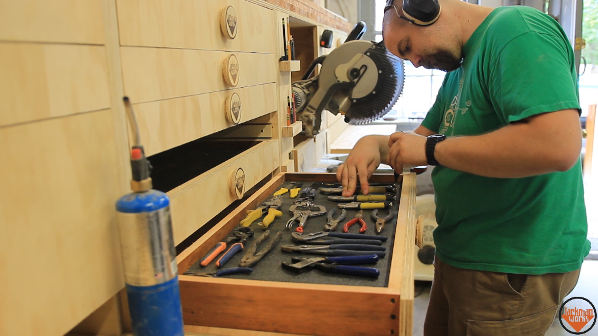 modular miter saw station organization porn 38.jpg