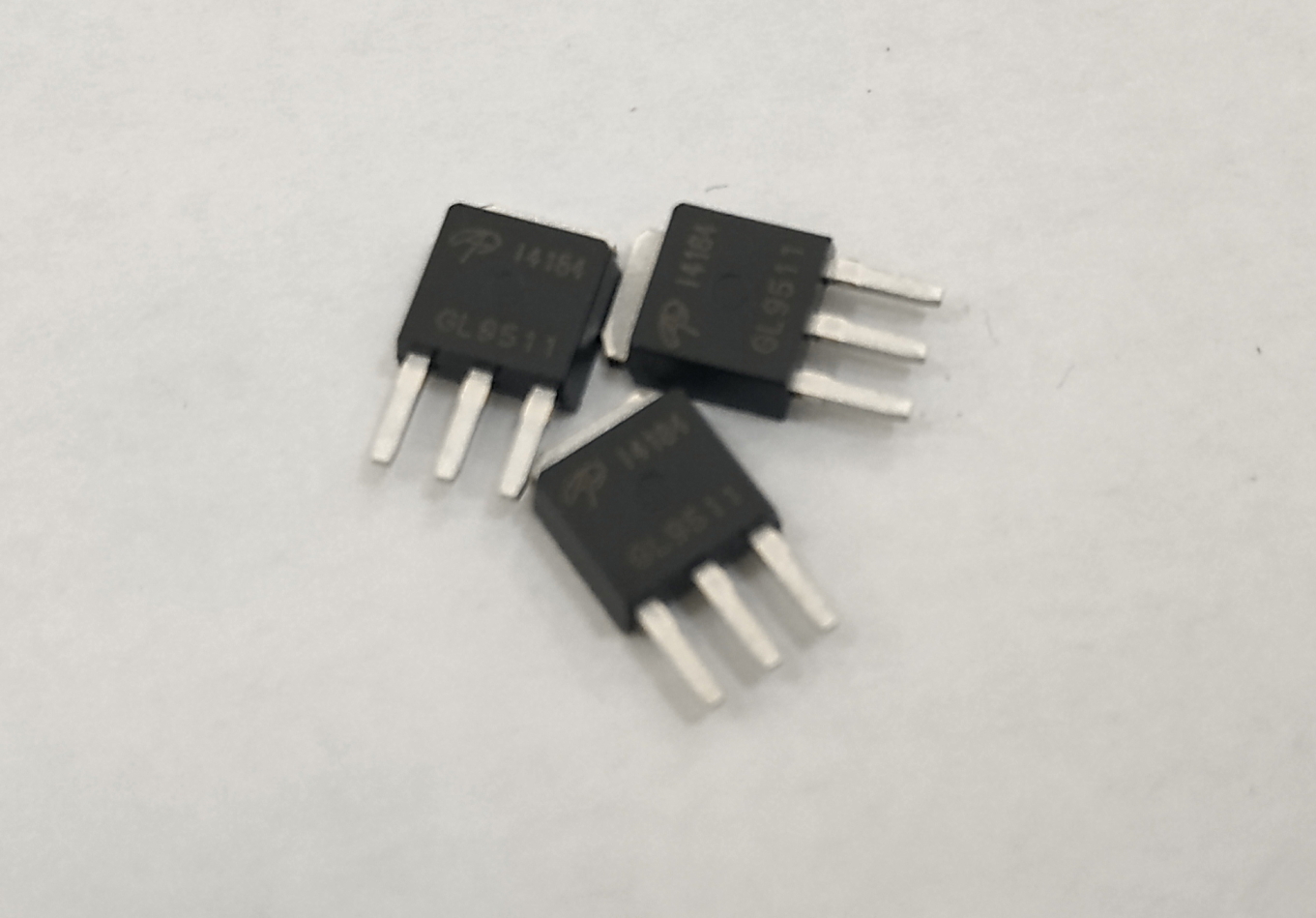 mosfet.jpg