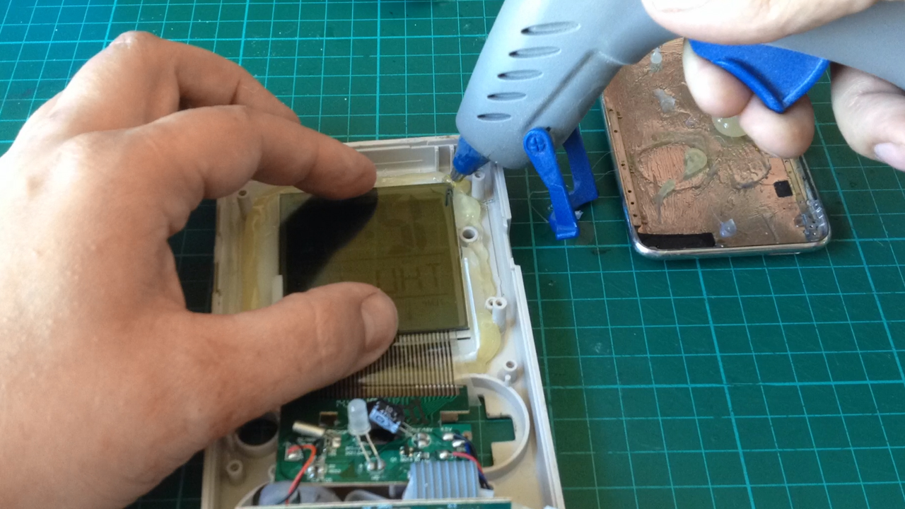 nintendo-gameboy-hot-glue.jpg