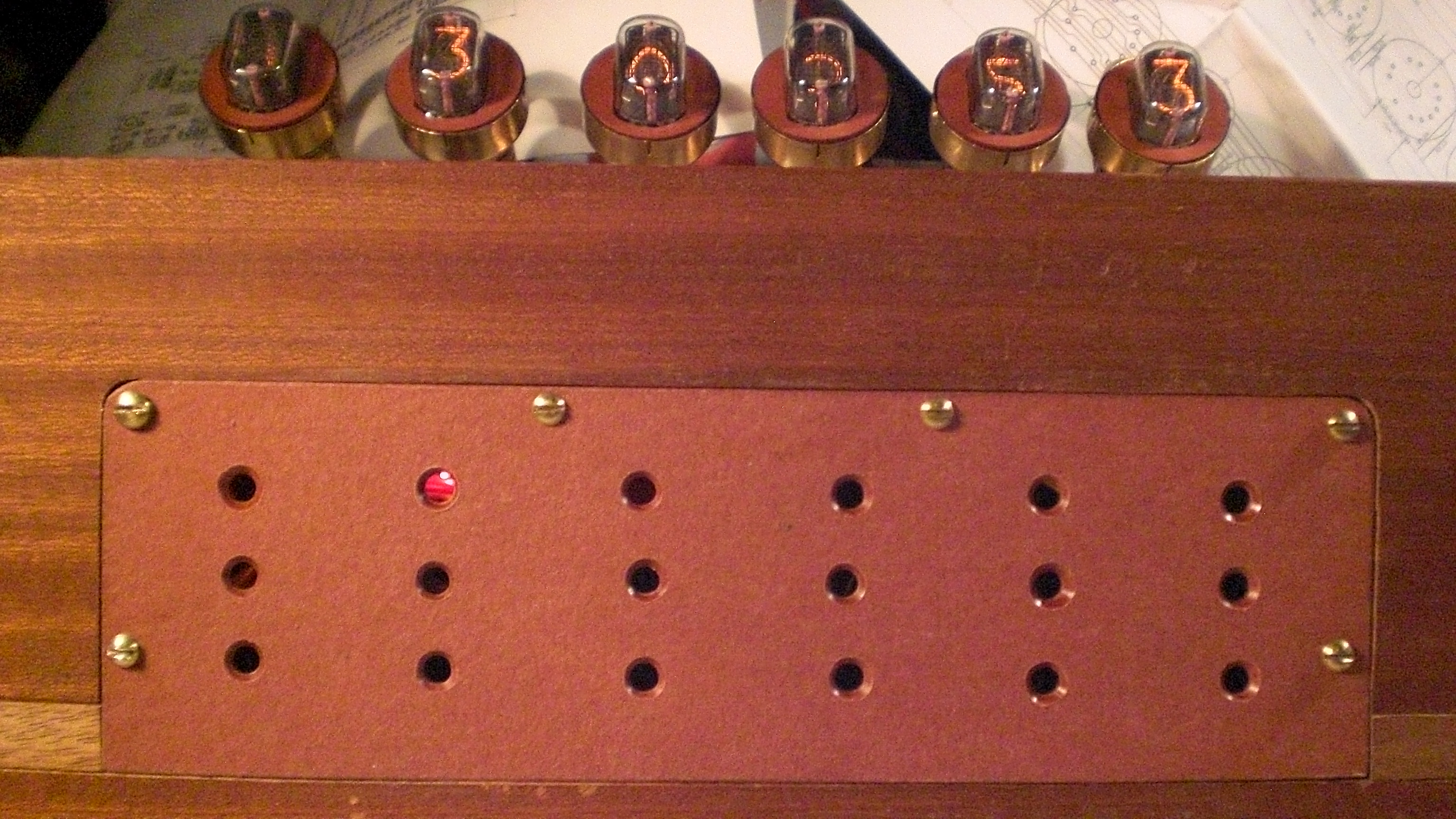 nixie-clock-detail2.JPG