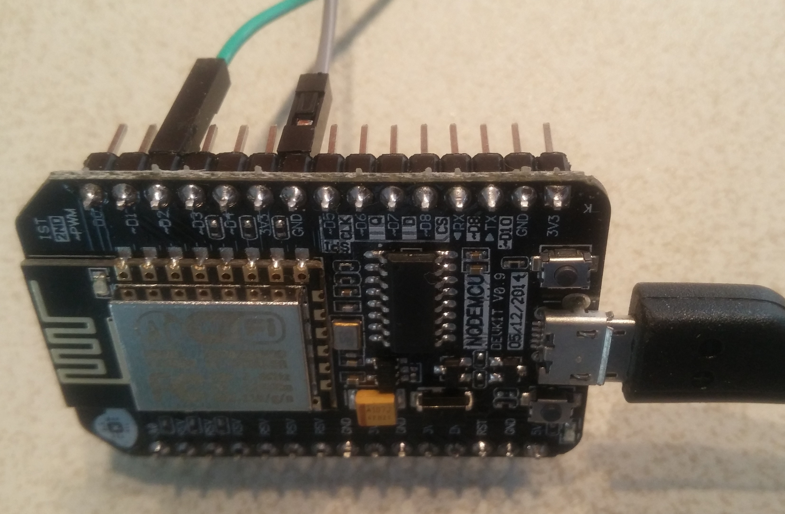 nodemcu_esp8266.jpg