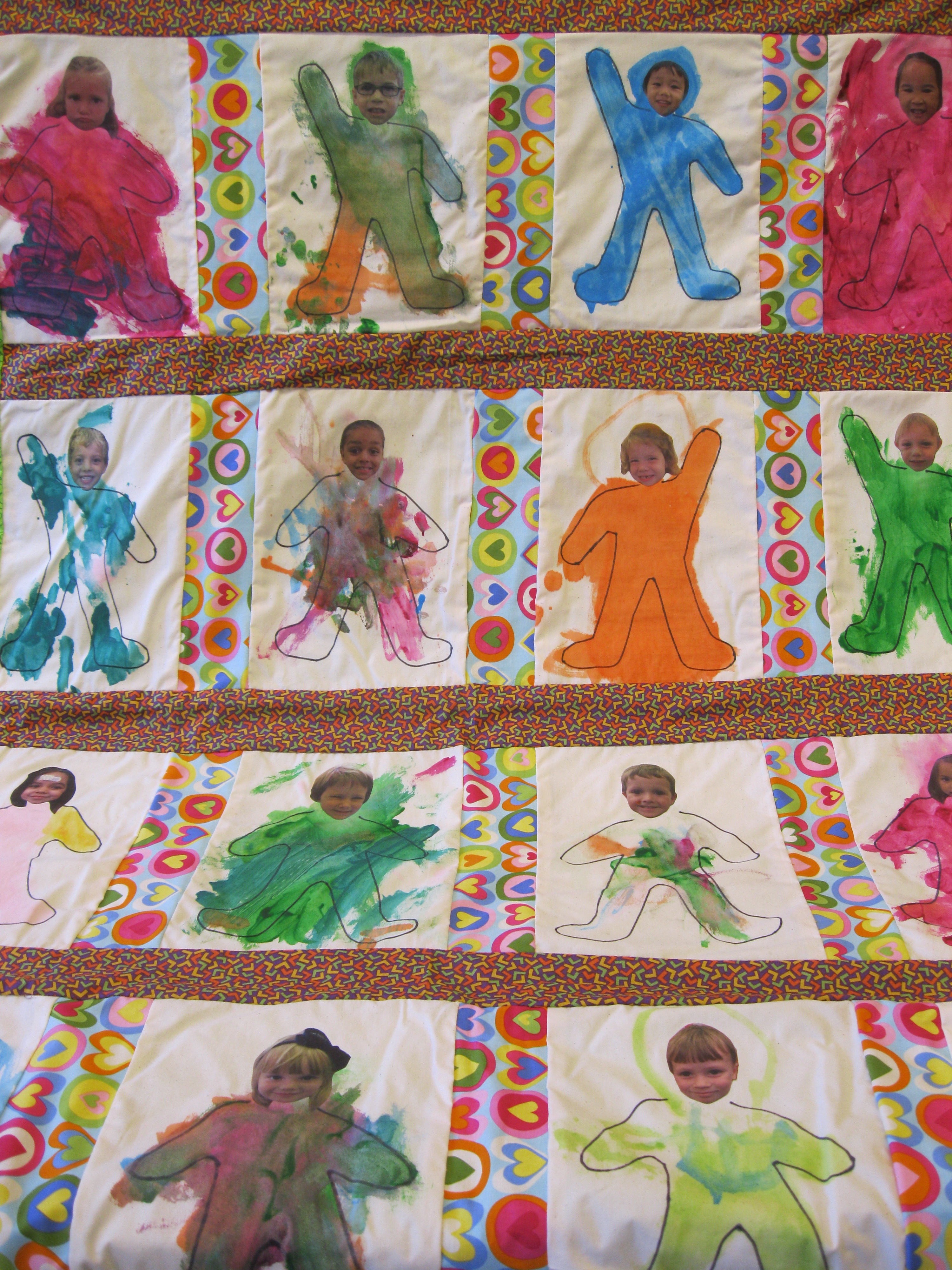 nursery quilt finishedJPG.JPG