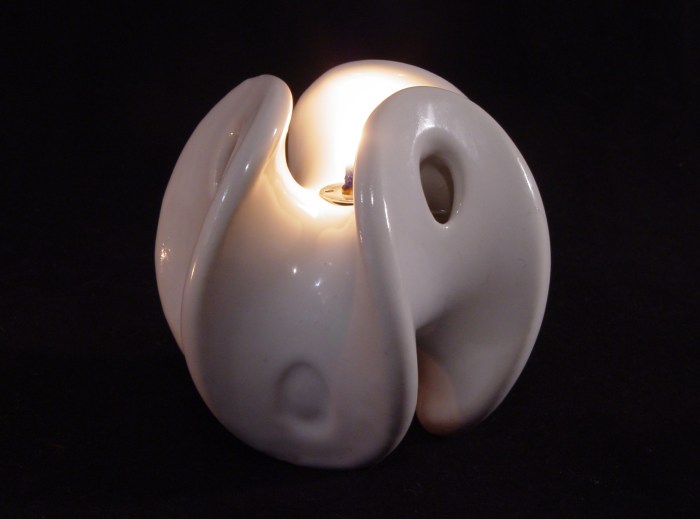 oil lamp lit shapeways.jpg