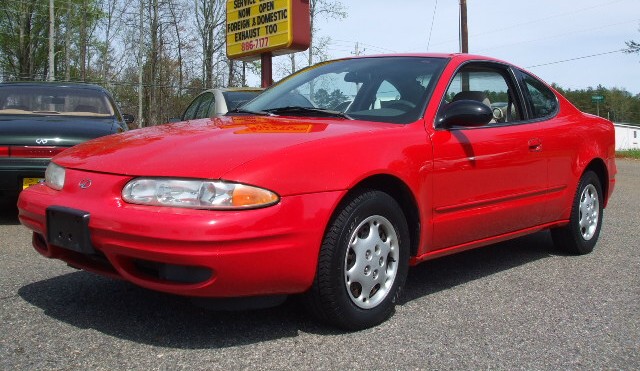 olds alero 001.jpg