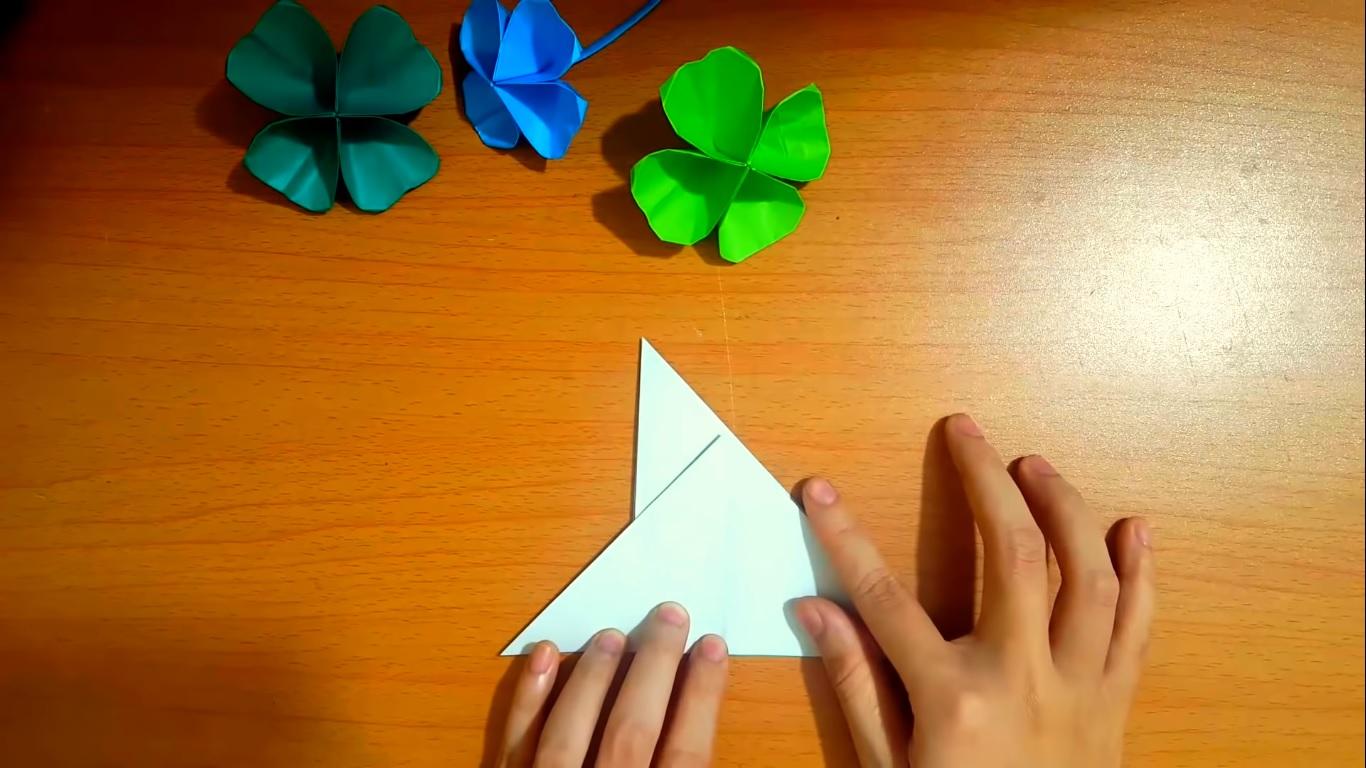 origami clover 7.jpg