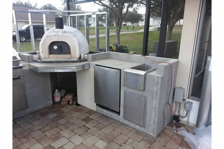 outdoor-kitchen-wood-oven-3.jpg