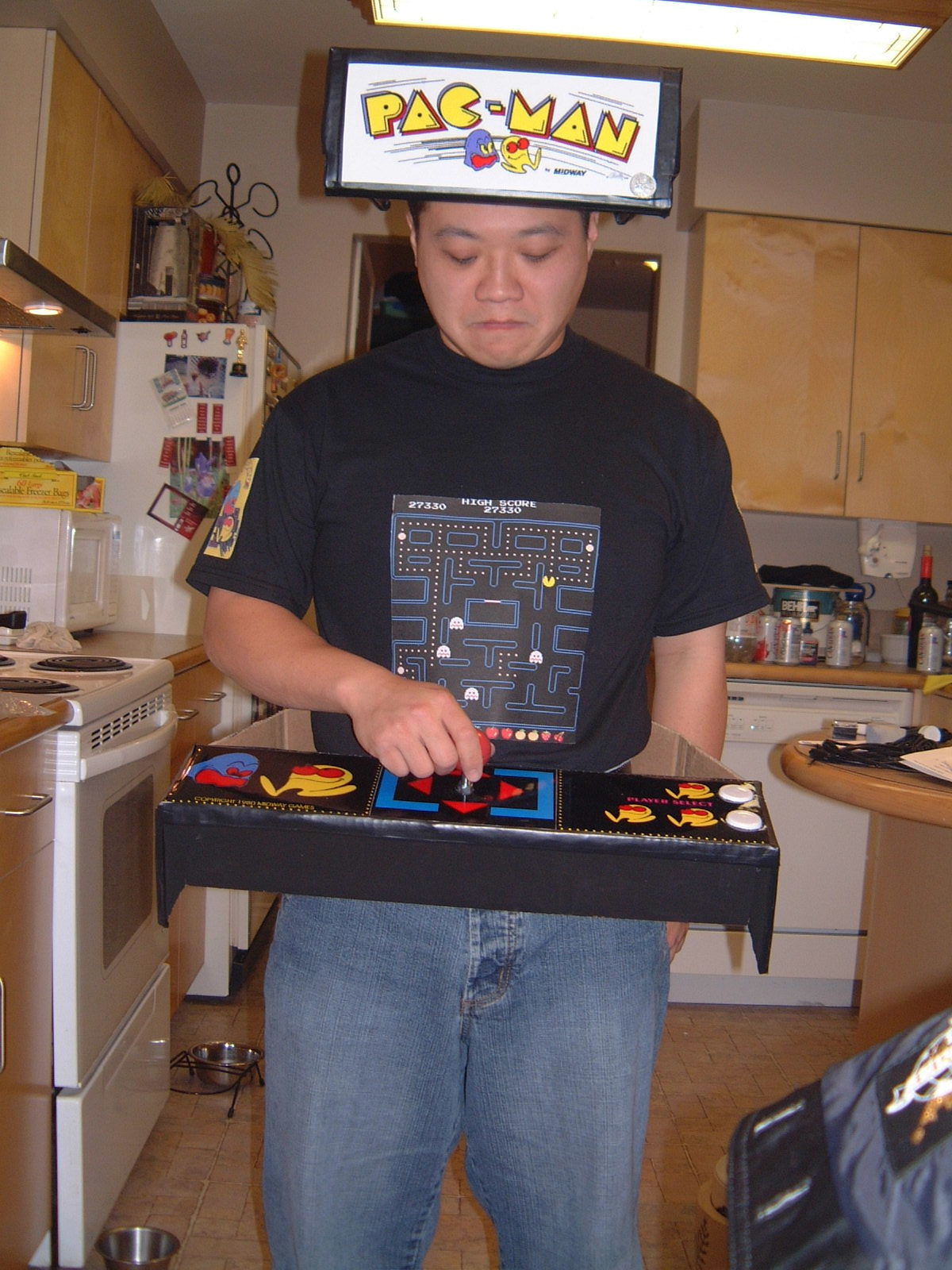 pacman machine costume 2.JPG