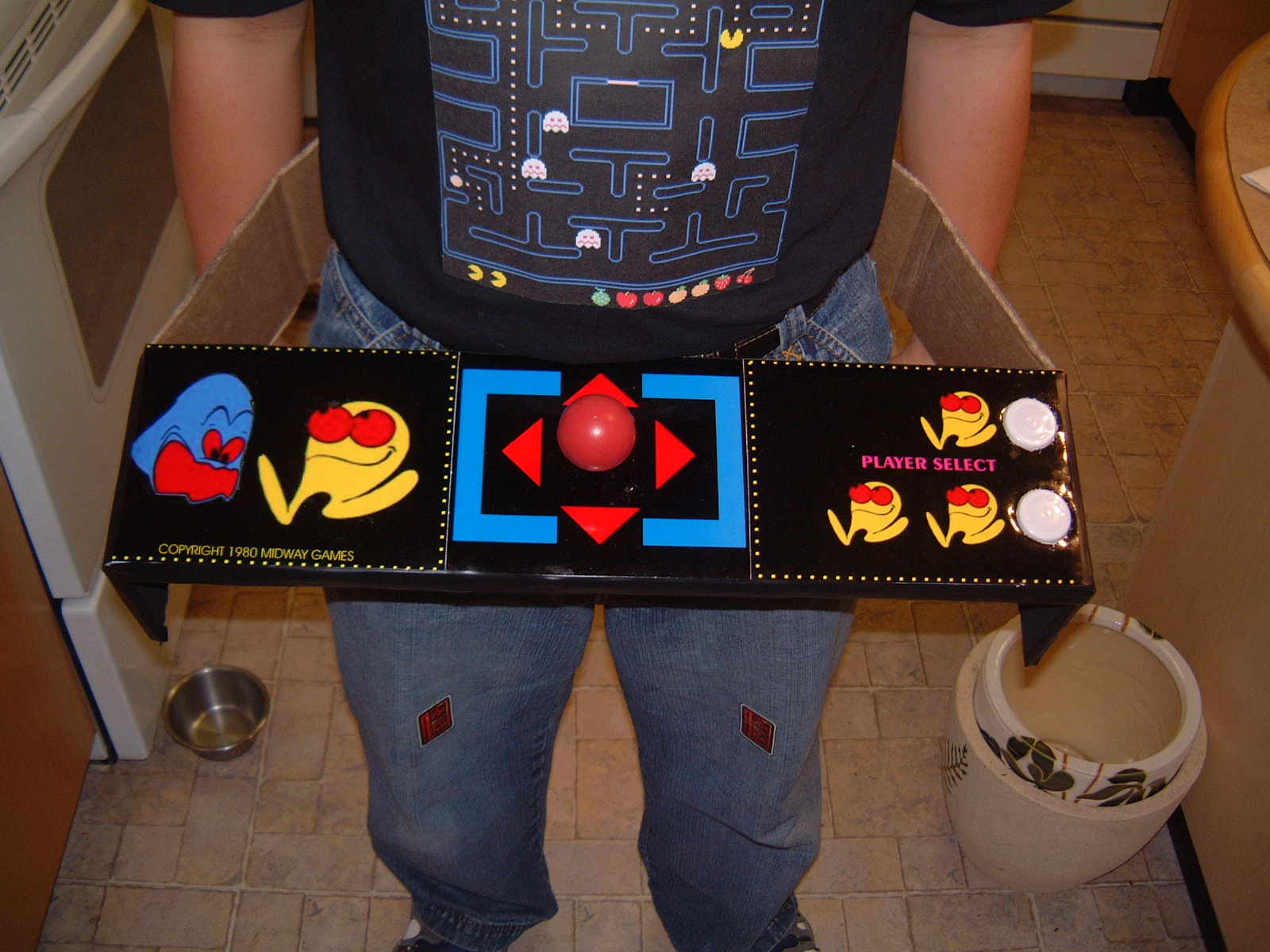 pacman machine costume 5.JPG