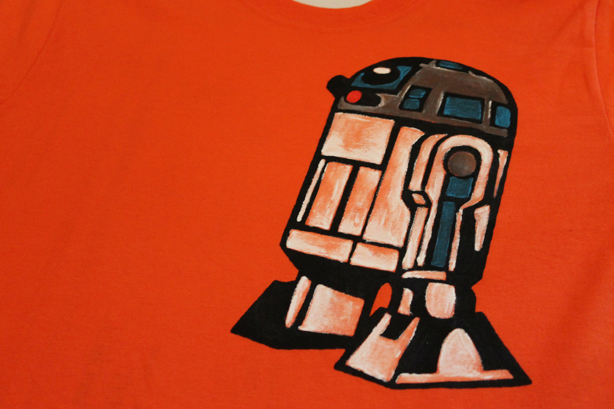 painted in r2d2 droid star wars clone wars cartoon tee shirt inspired project for little boys.jpg