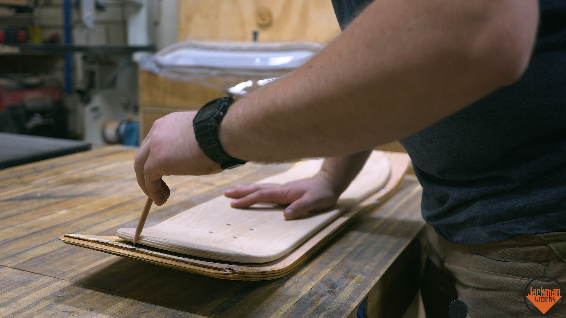 pallet wood skateboard deck 24.jpg