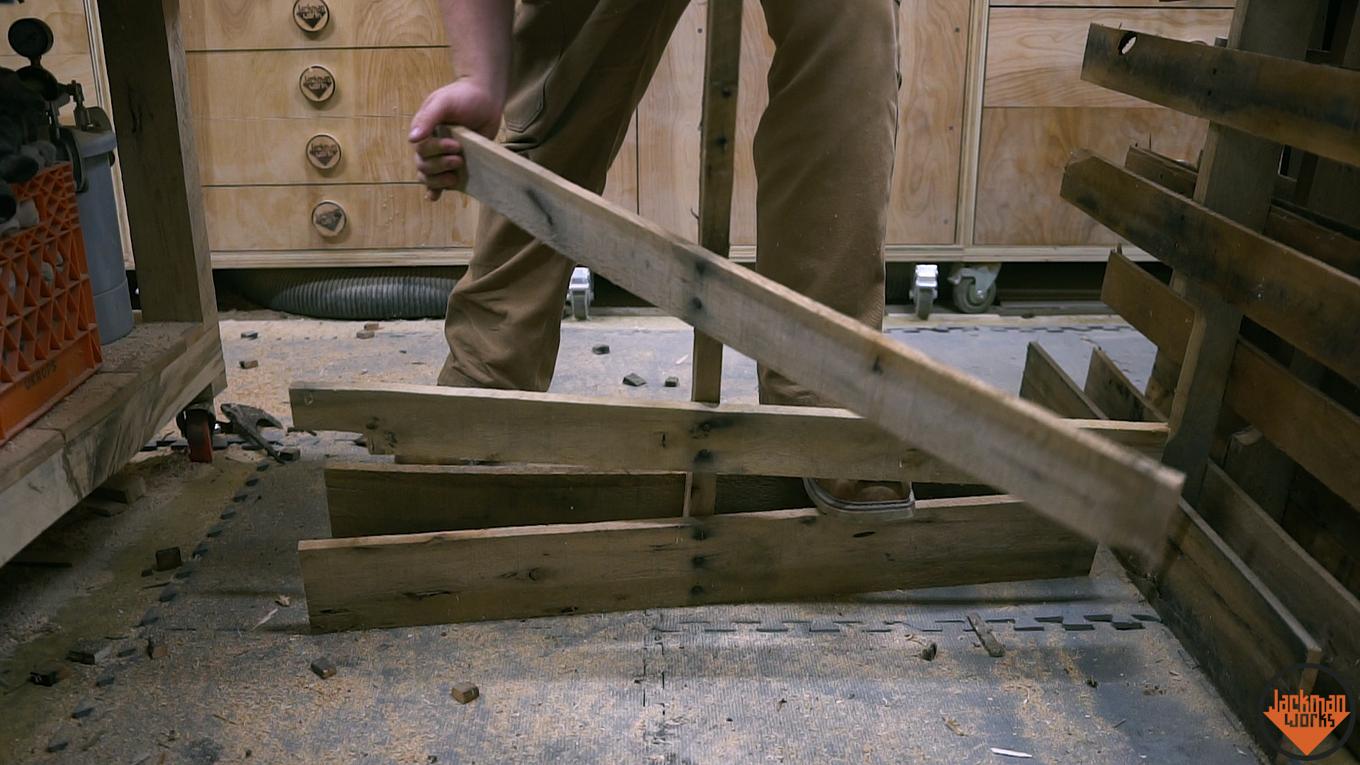 pallet wood skateboard deck 3.jpg