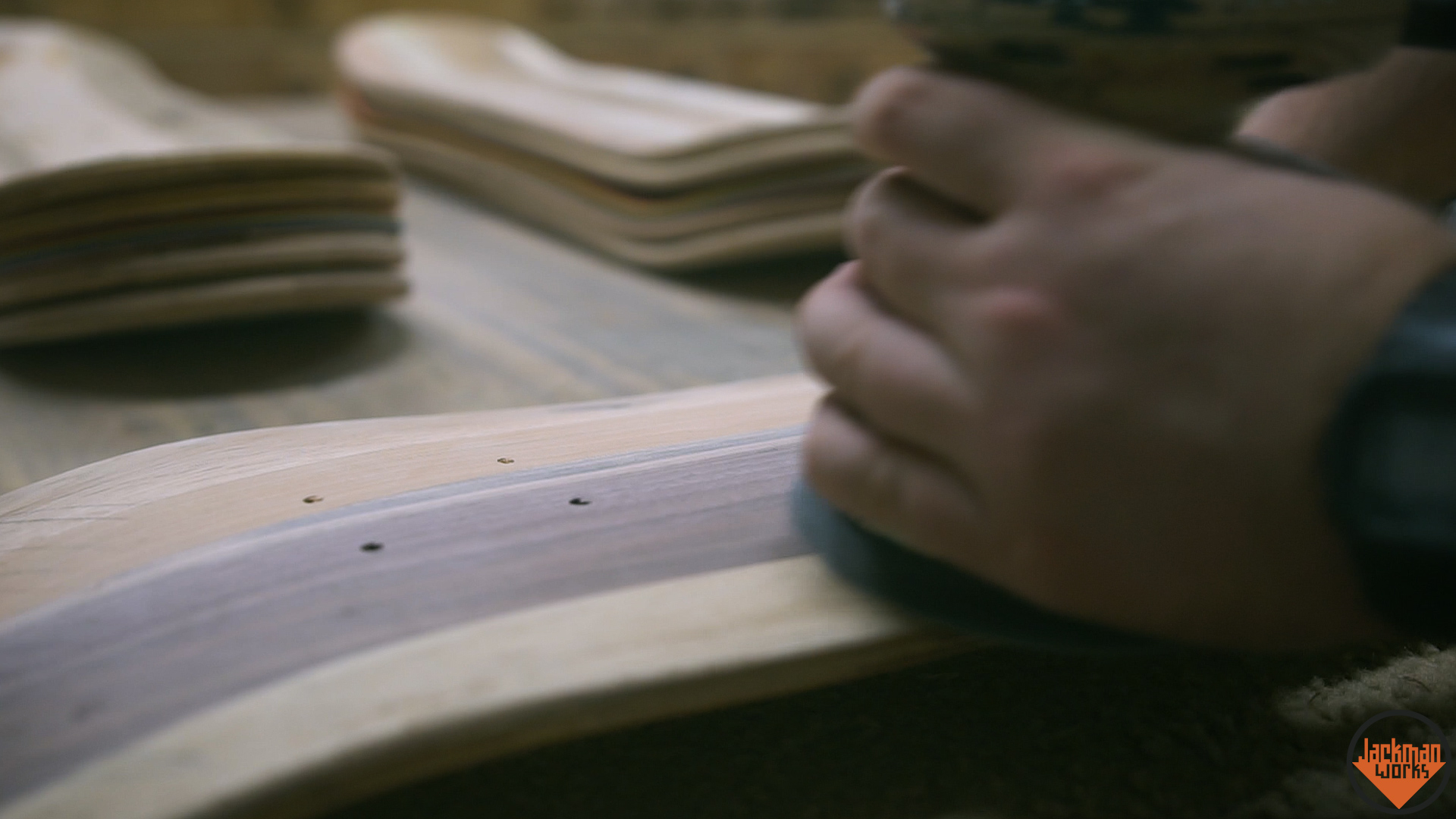 pallet wood skateboard deck 31.jpg