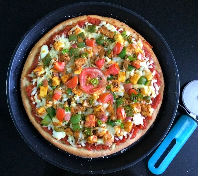 paneer tikka pizza 3aa.jpg