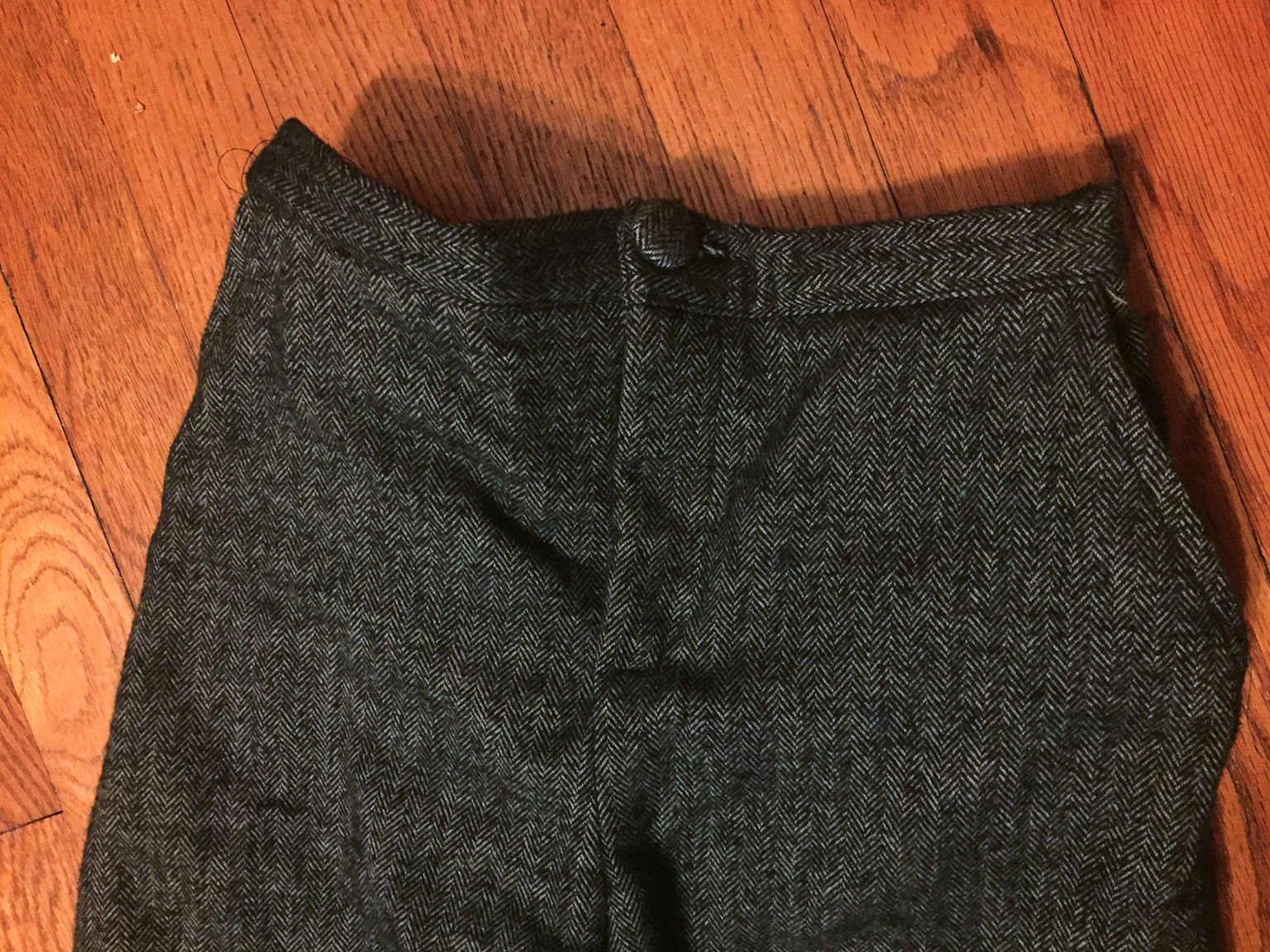 pants detail.jpg