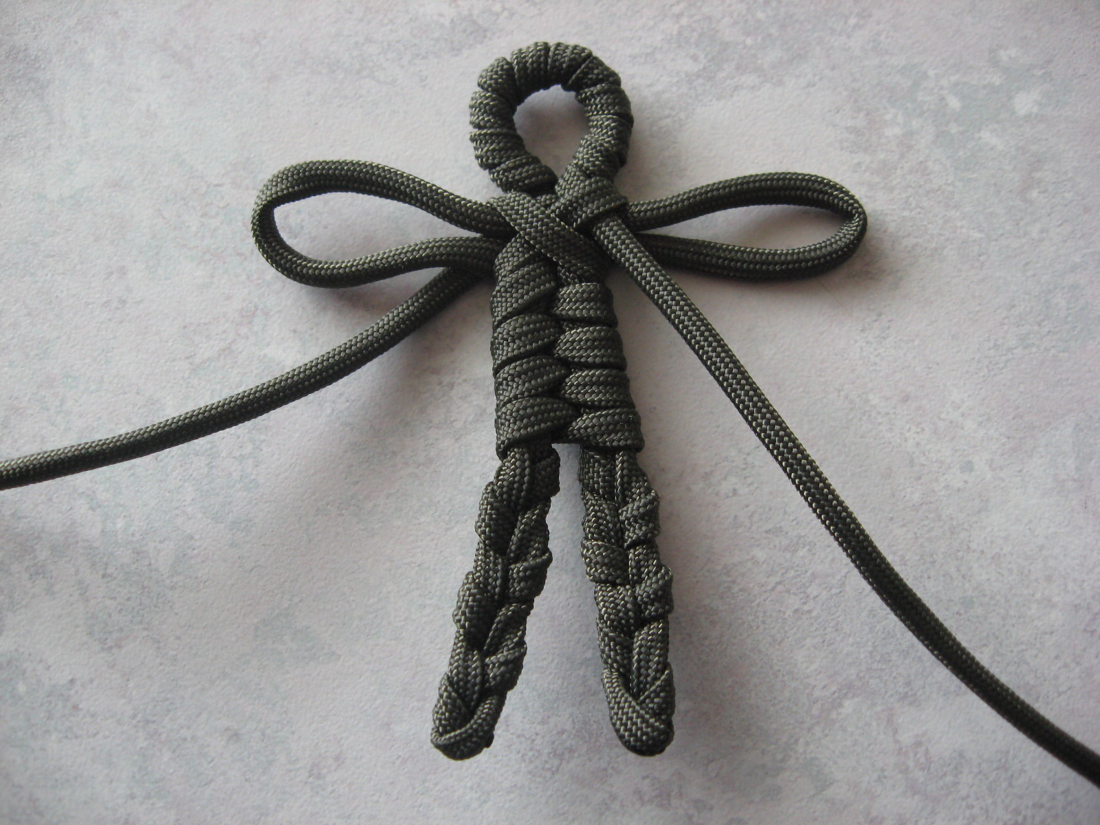 paracord man 032.jpg