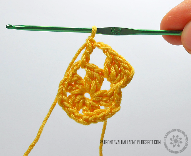 patrones_valhalla_free_crochet_patterns_christmas_star_applique_step03-6.png