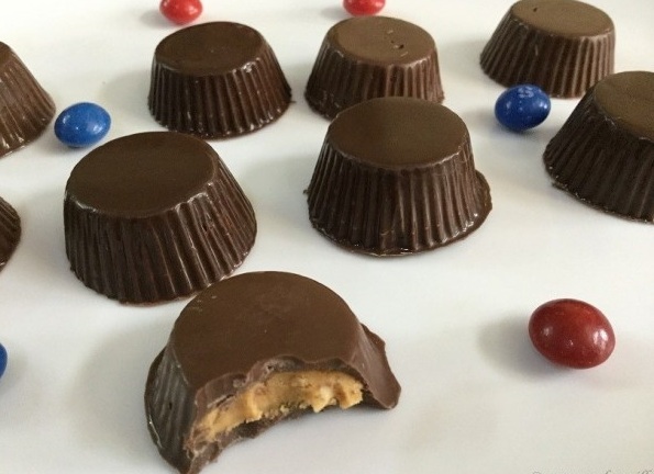 peanut-butter-chocolate-bites1a.jpg