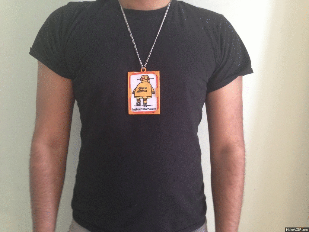 pendantWallet (1).gif