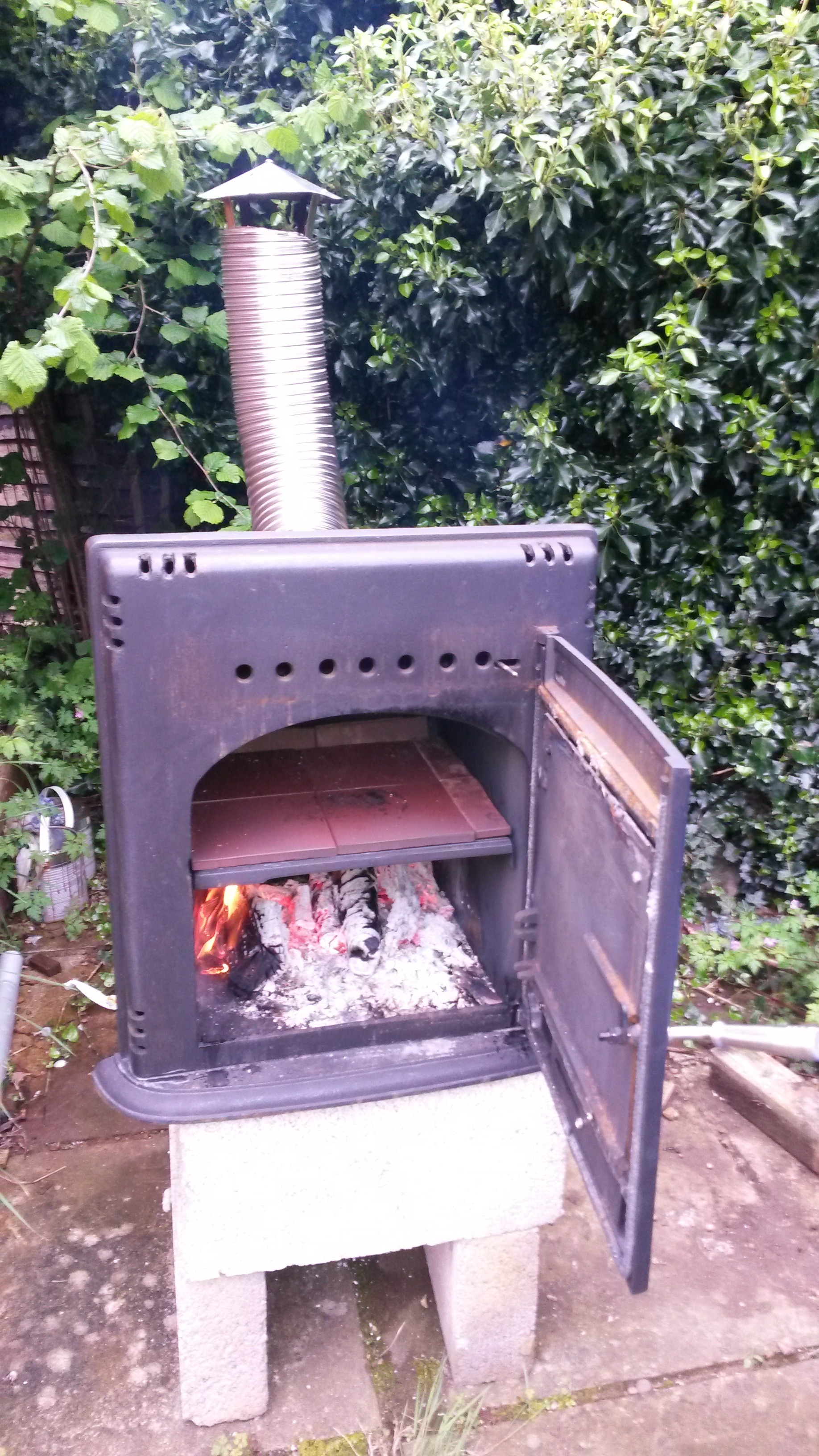 pizza oven.JPG