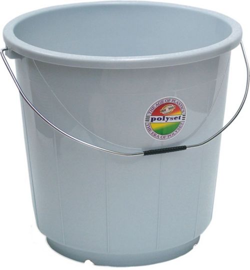 plastic bucket.jpg