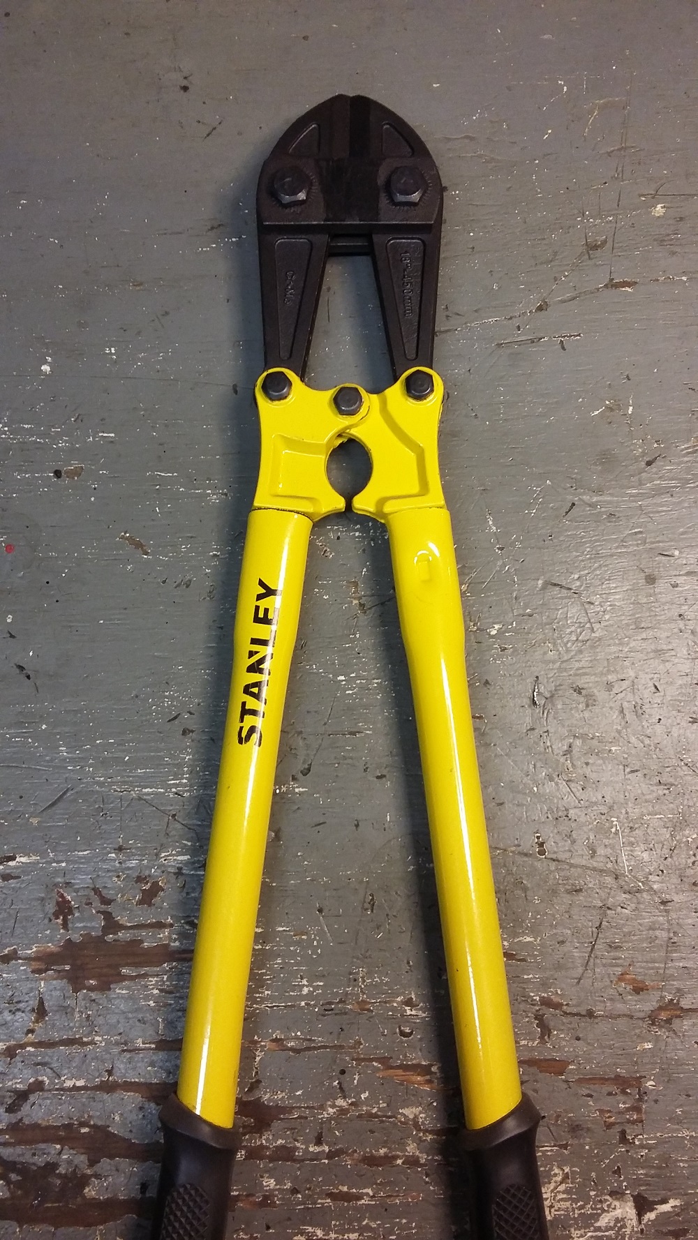 plier rack 2.jpg