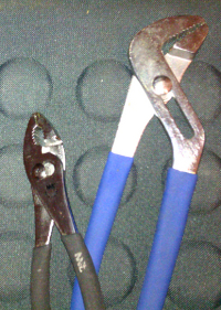 pliers.jpg