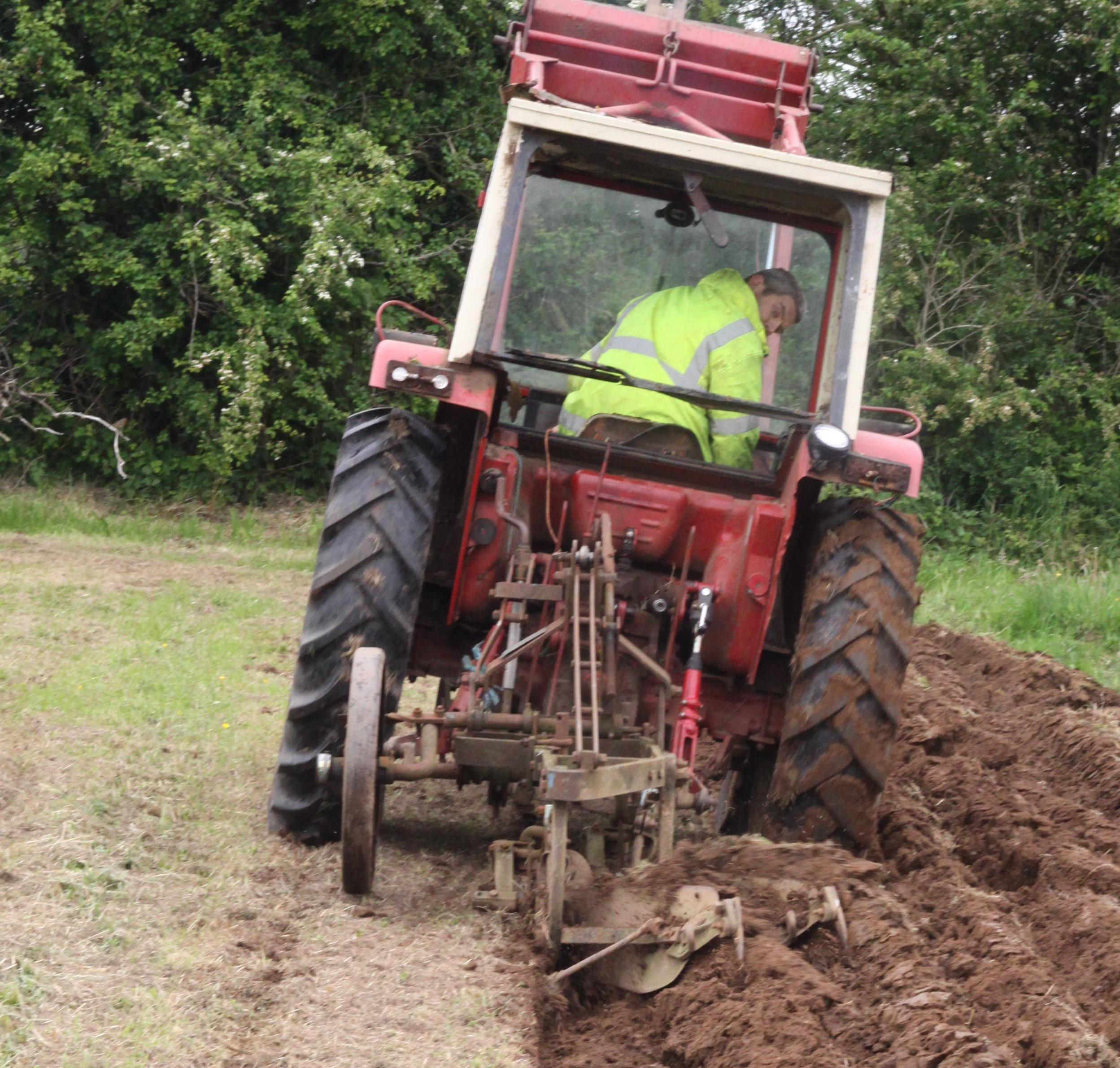 ploughing.jpg