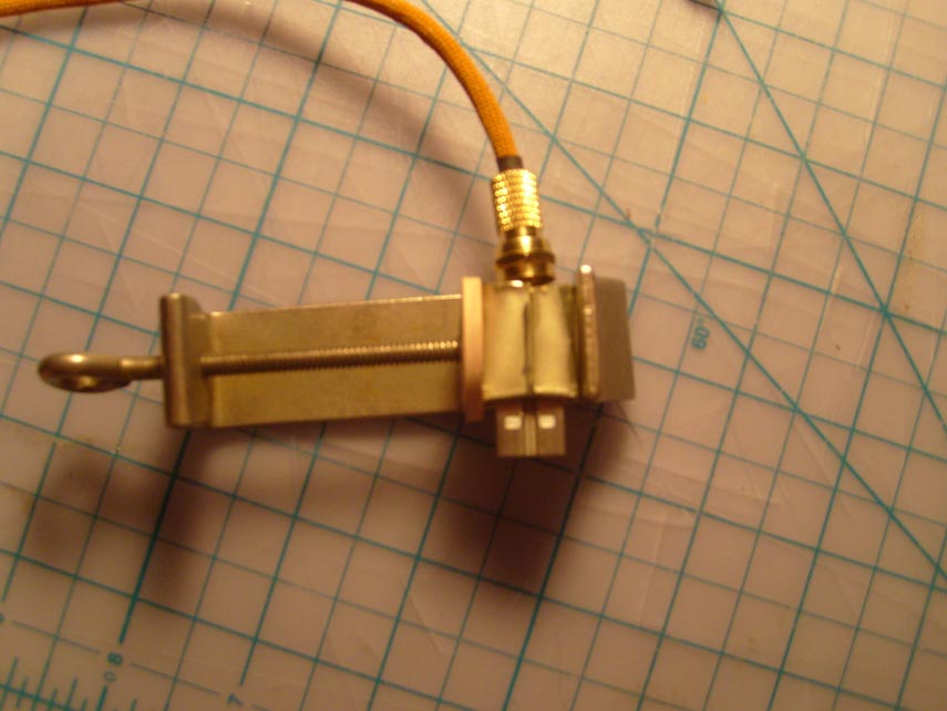 plug in clamp.jpg