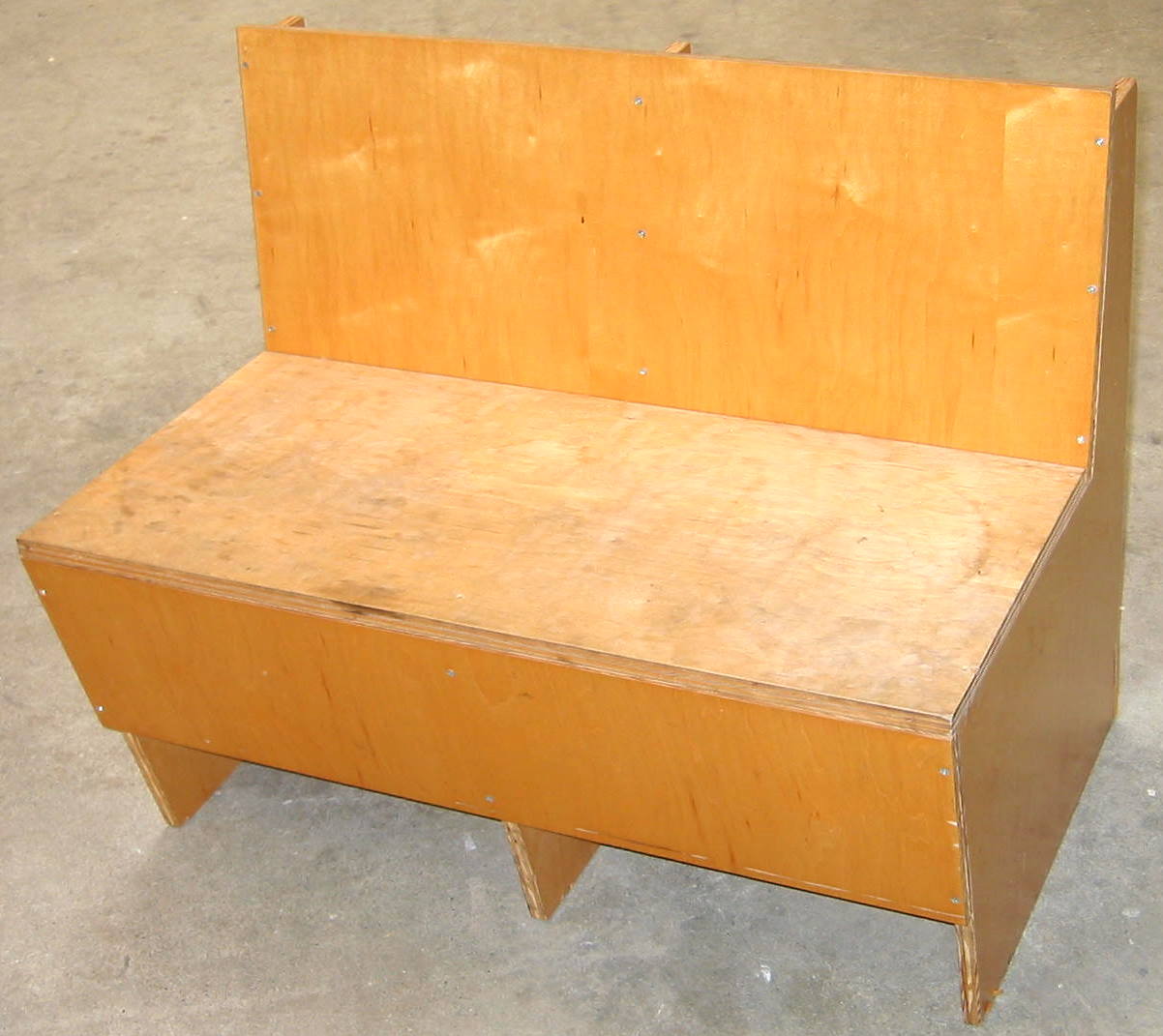 plybench2.jpg