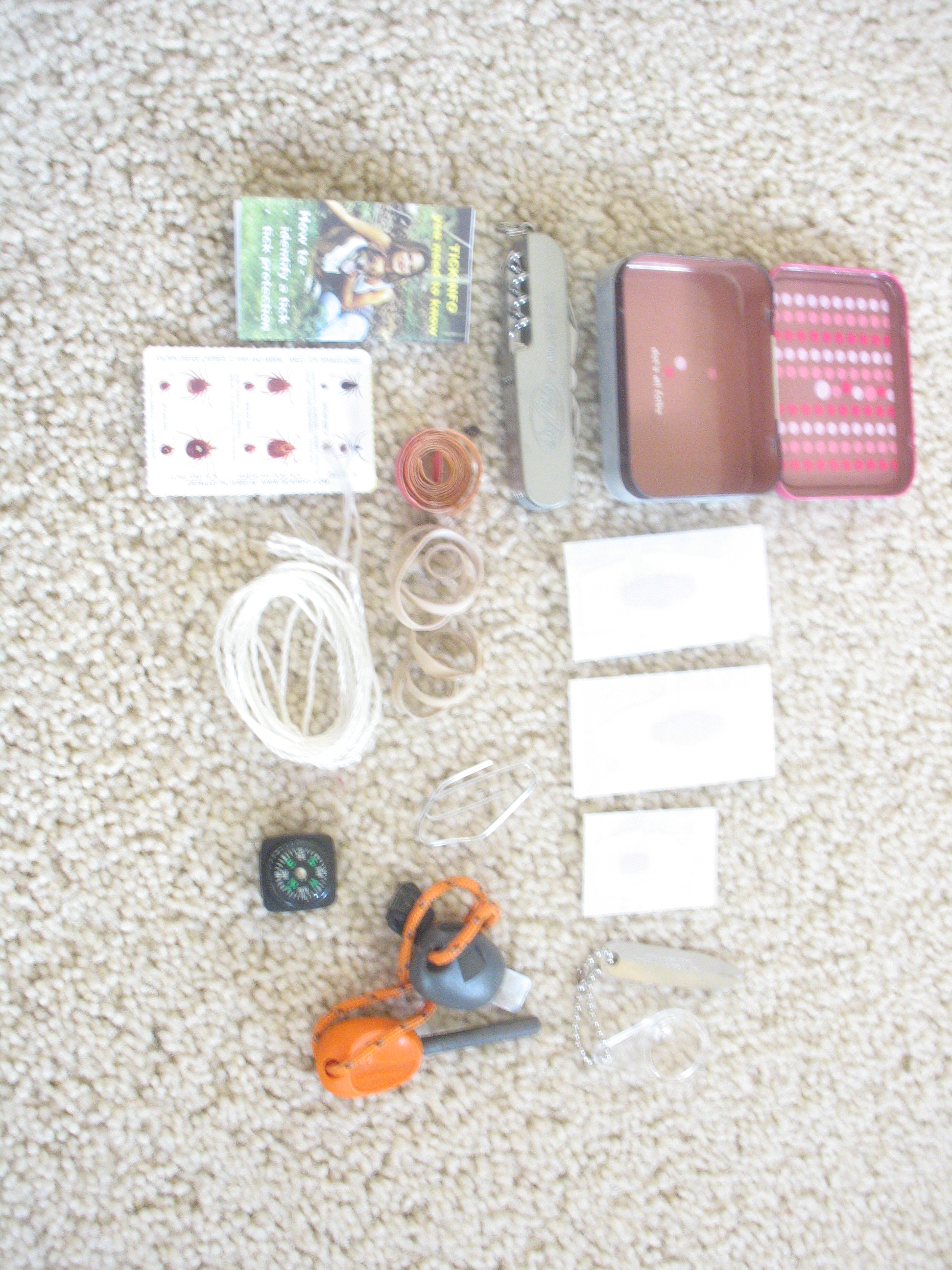 pocket survival kit Pics 006.JPG