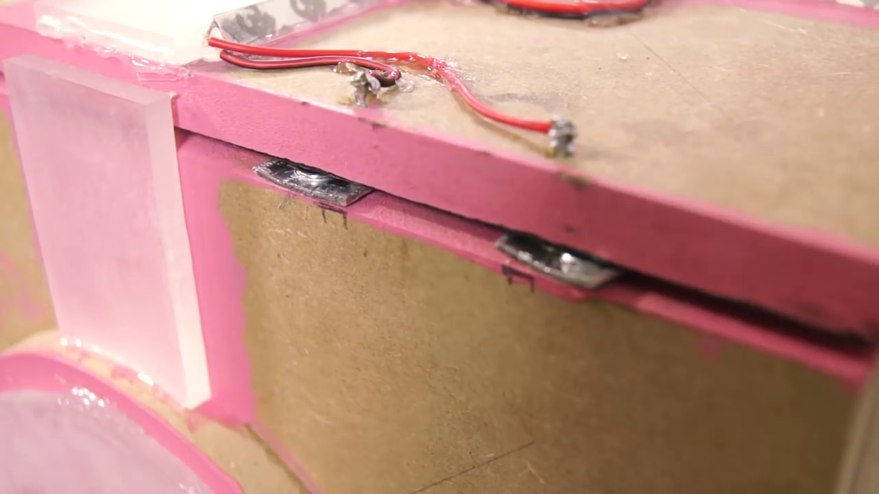 portal-companion-cube-led-light-box-storage-hidden-compartment-2017-02-11-12h49m52s223.png