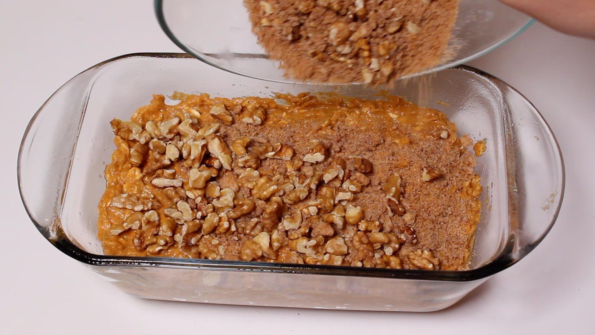 pumpkin and oat bread 20.jpg