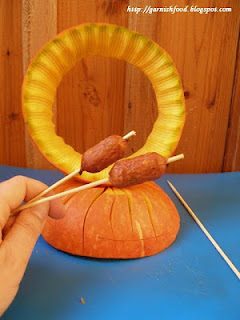 pumpkin sausage arrangement step 8_garnishfood.JPG