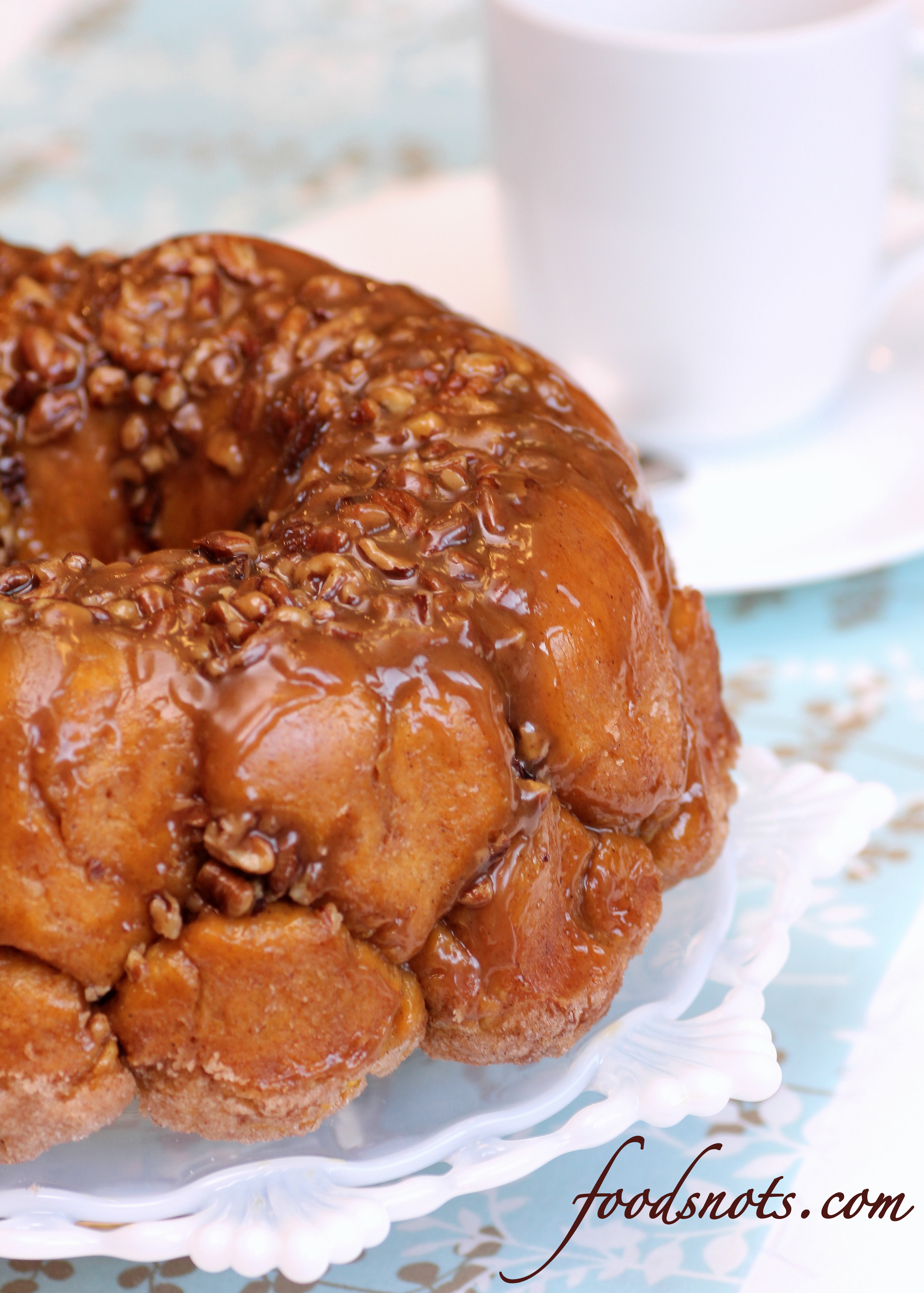 pumpkin-spice-caramel-pecan-monkey-bread.jpg