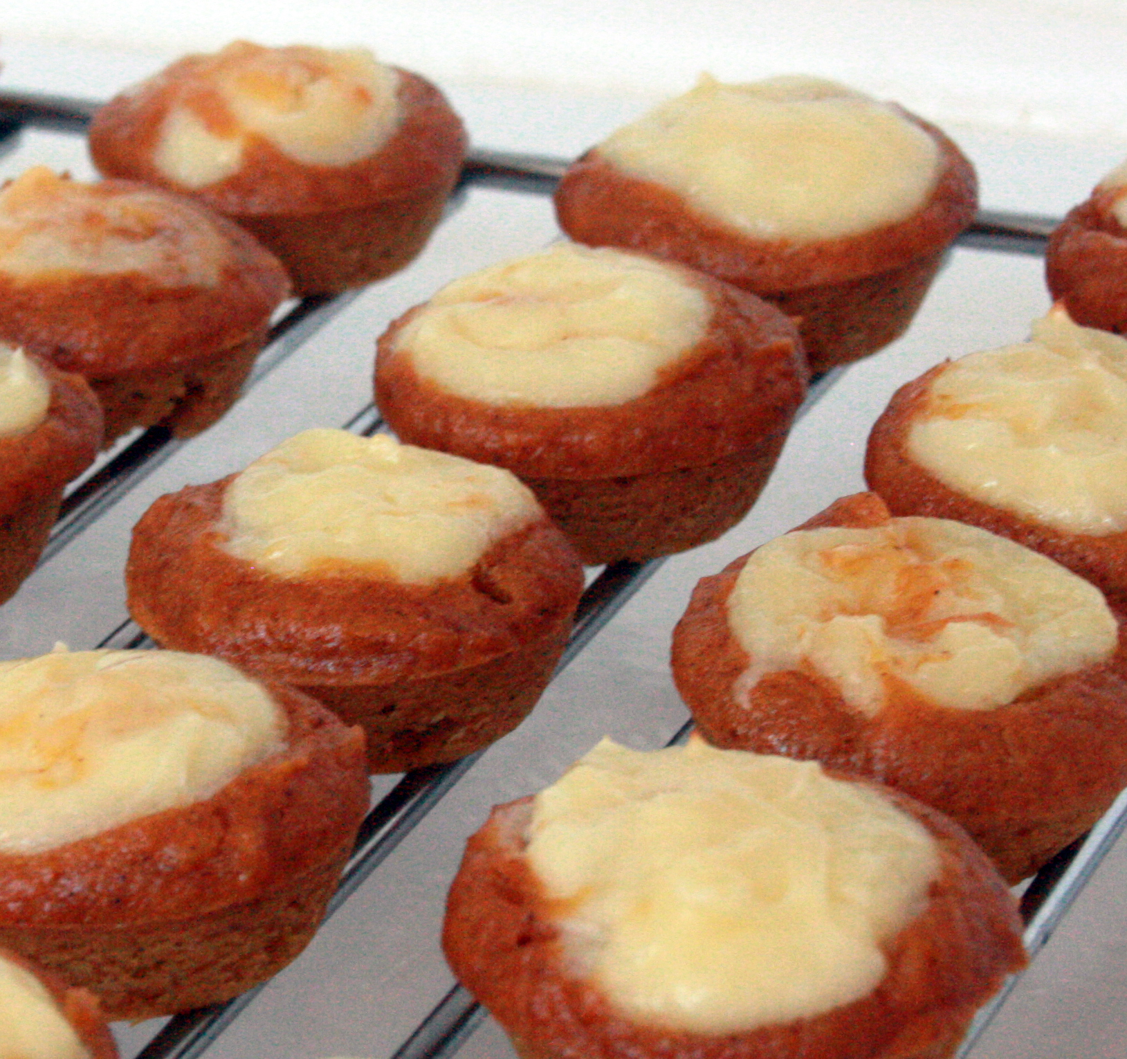 pumpkincheesecake muffins.jpg