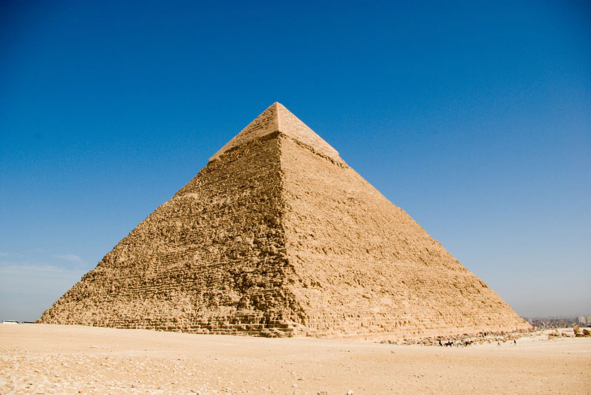 pyramid-of-khafre.jpg