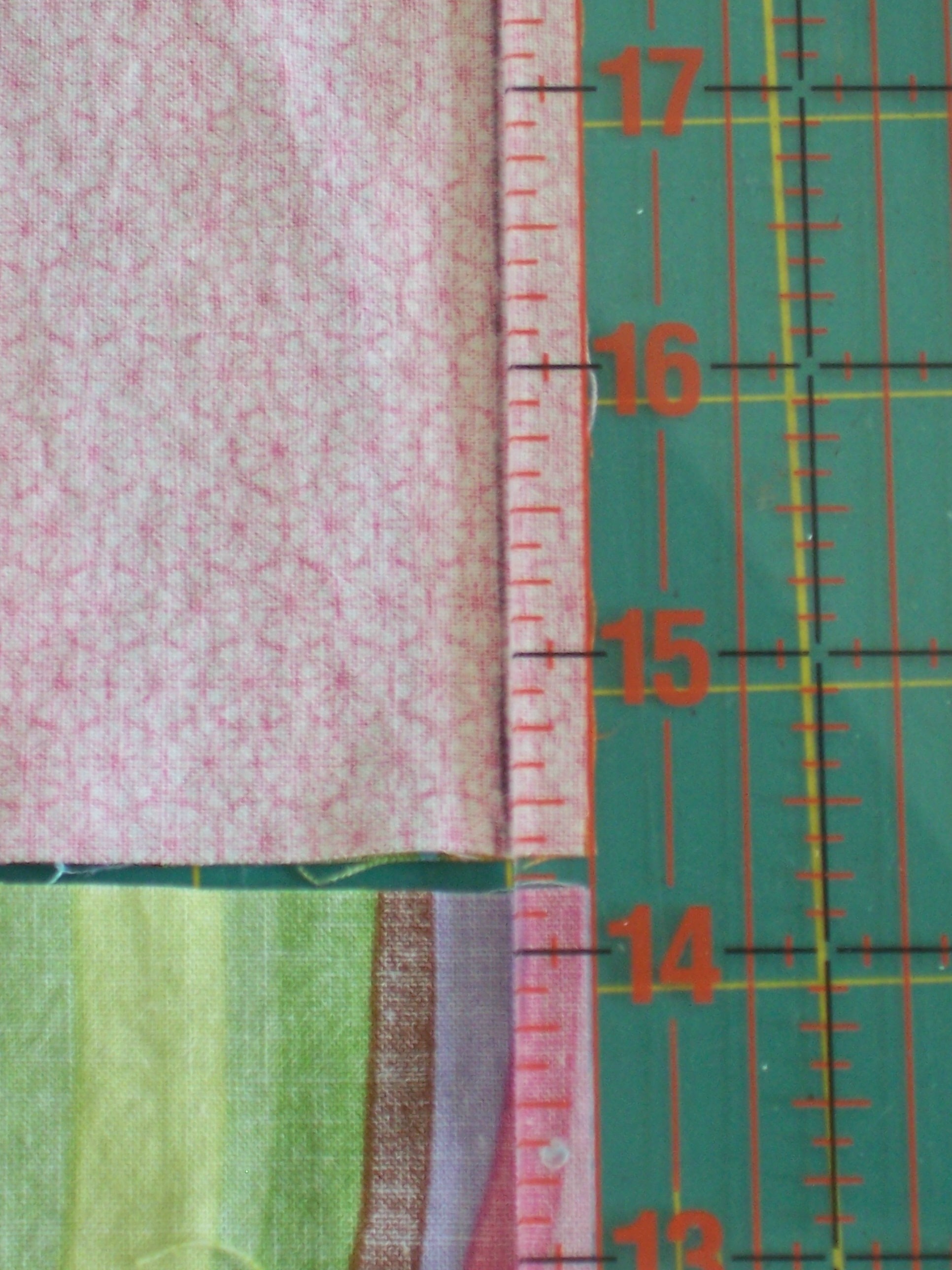 quarter inch seam allowance.jpg