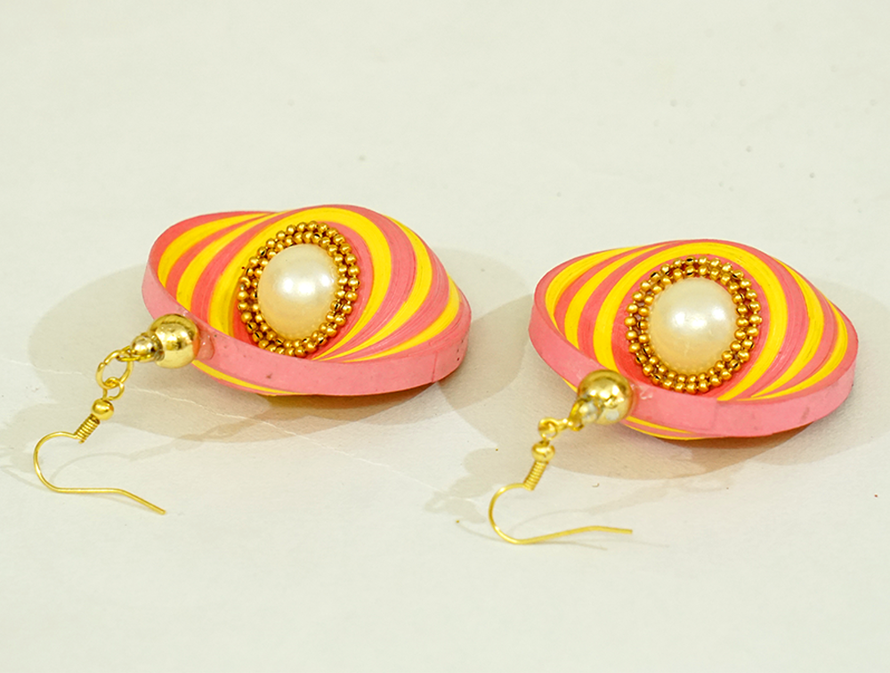 quilling-ear-rings-stylenrichdiy.png