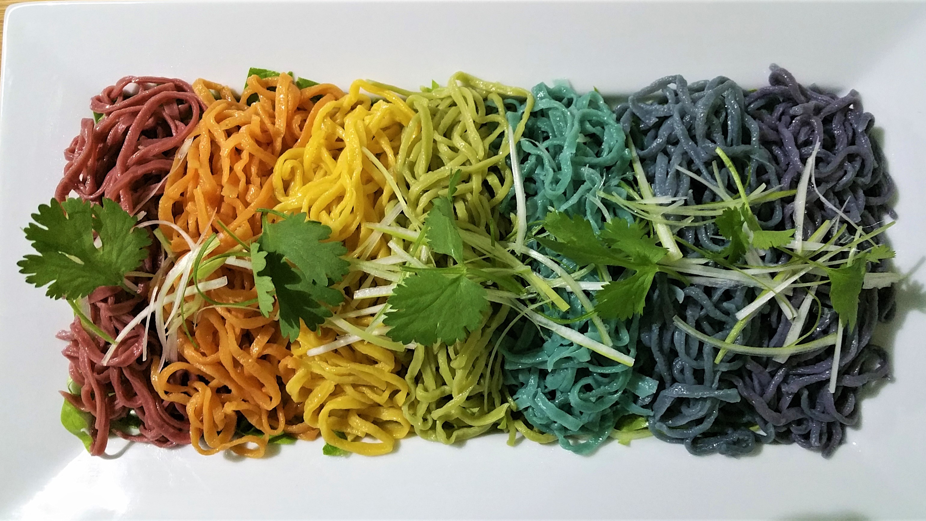 rainbowpasta.jpg