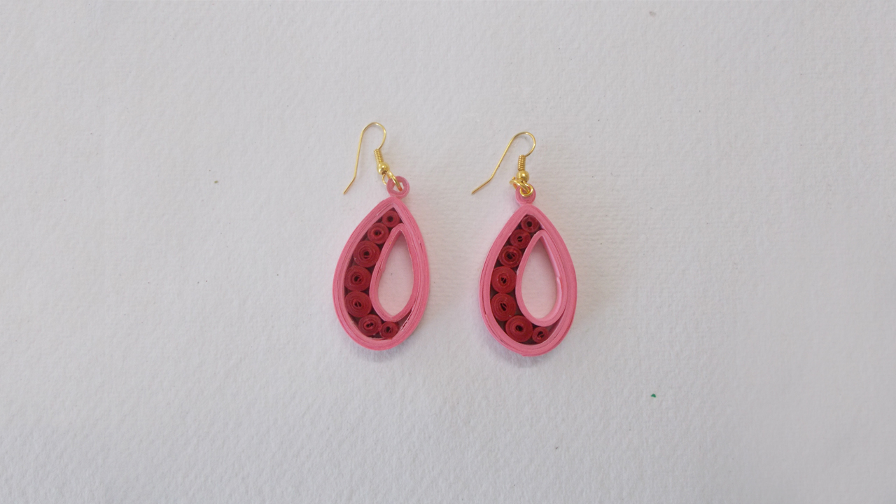 ready-easy-paper-quilled-earrings.jpg