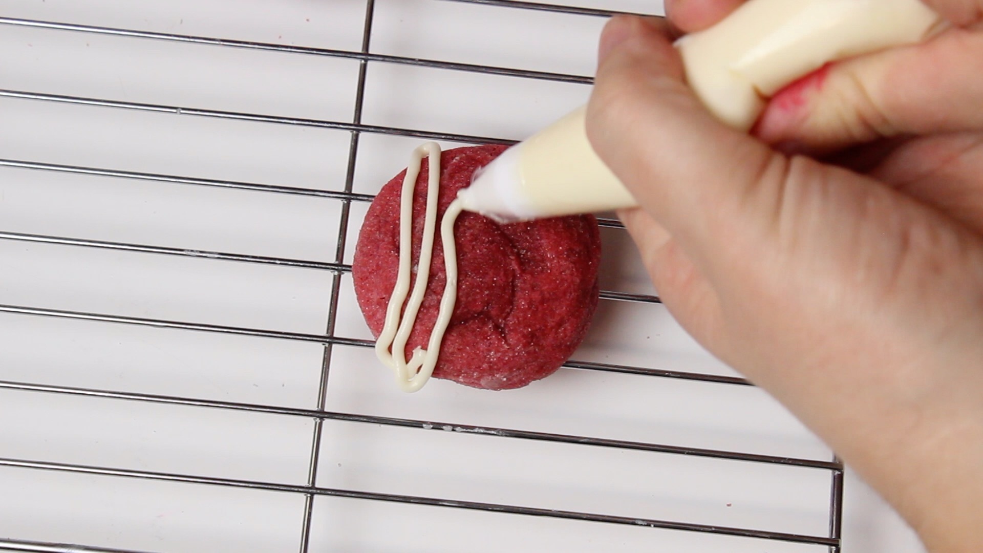 red velvet cookies23.jpg