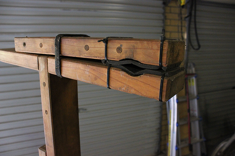 repair-stand04.jpg