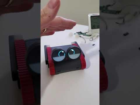 robot Doly touch interaction tests