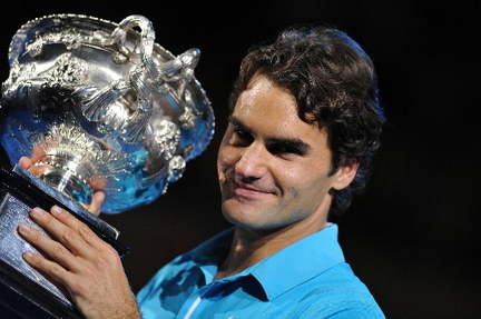 roger-federer-trophyjpg-505715f961f38277_large[1].jpg