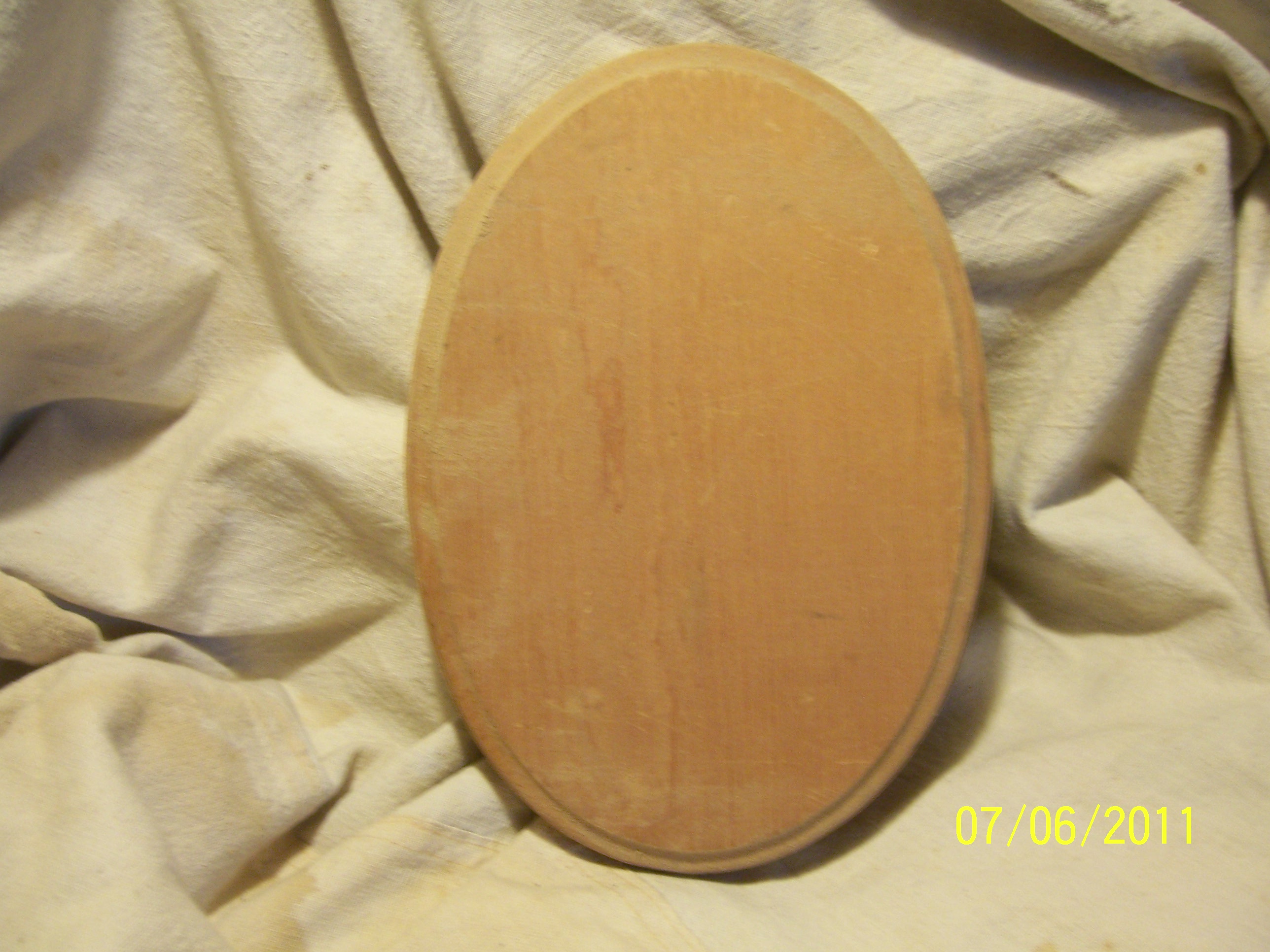 round pine plaque.JPG