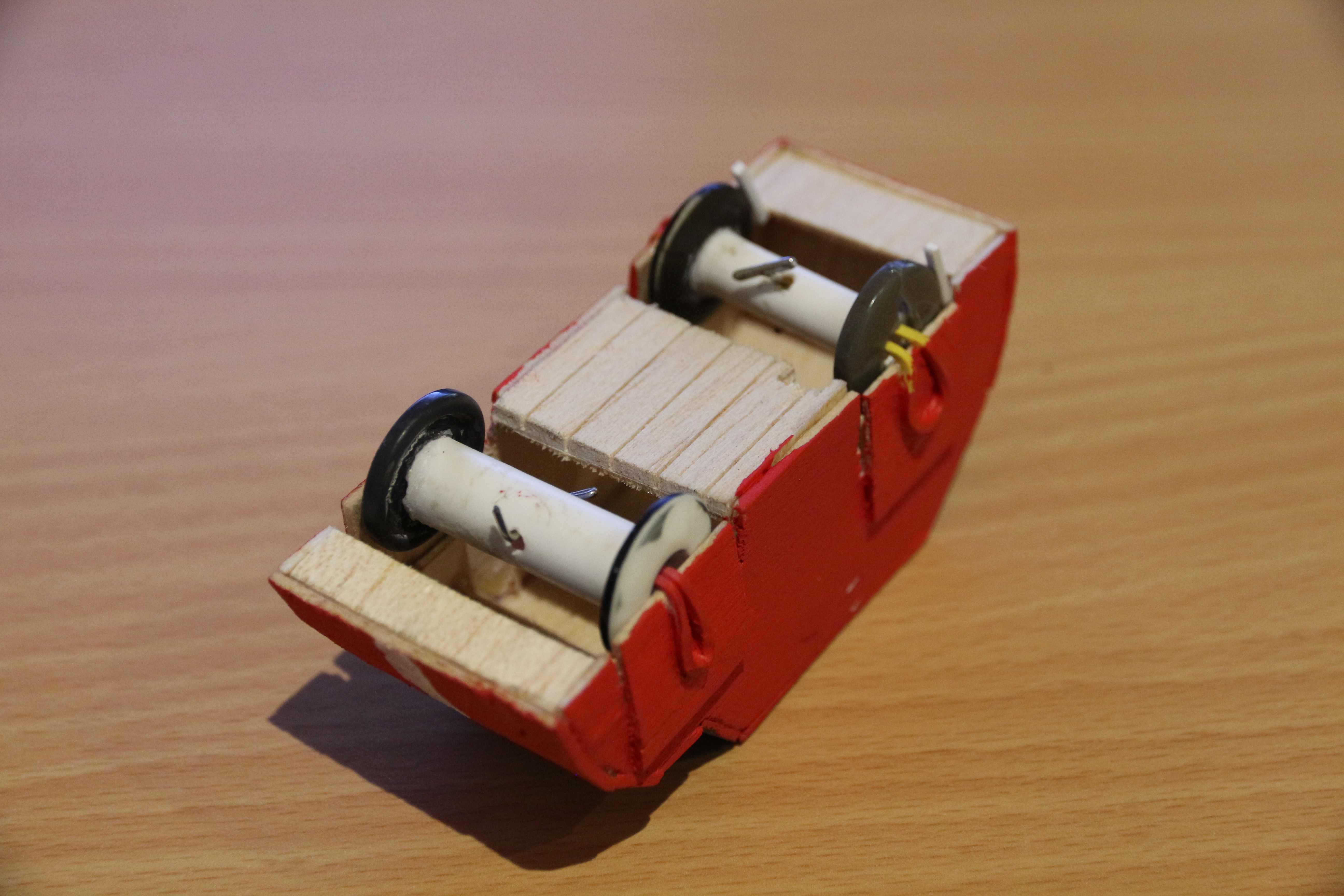 rubber band car 20.JPG