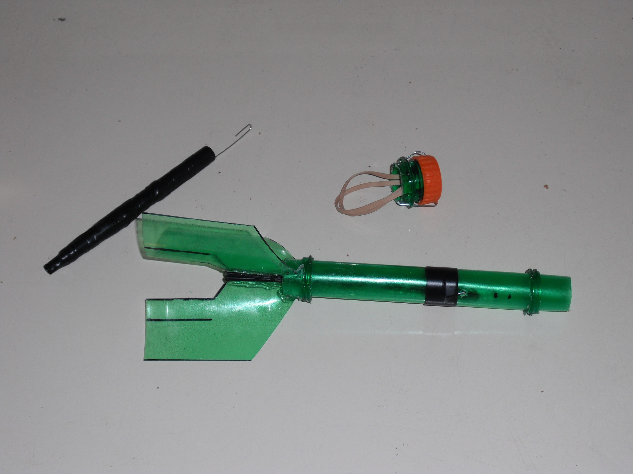 rubber band rocket 097.JPG
