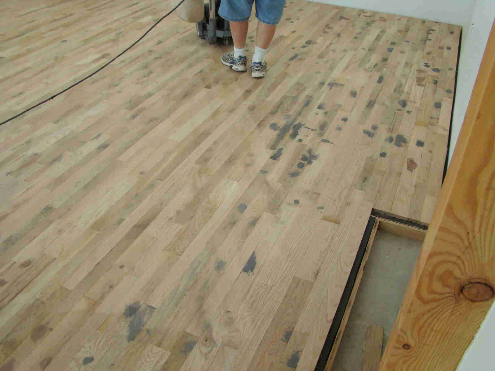 sanding2.jpg