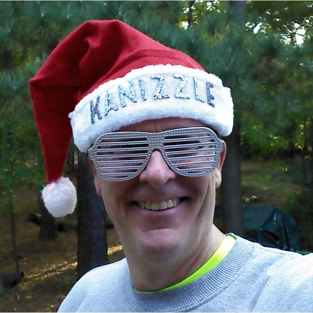 santa.kanizzle.2014-1108.640x640.jpg