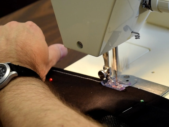 screen_sewingseam_640.jpg